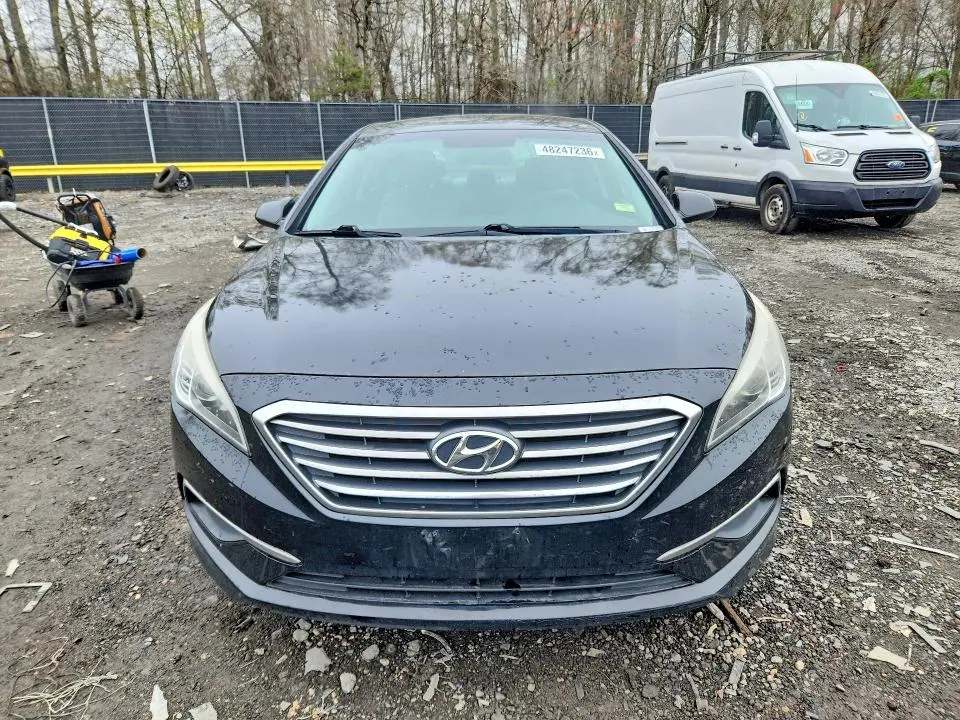 2017 HYUNDAI SONATA SE  