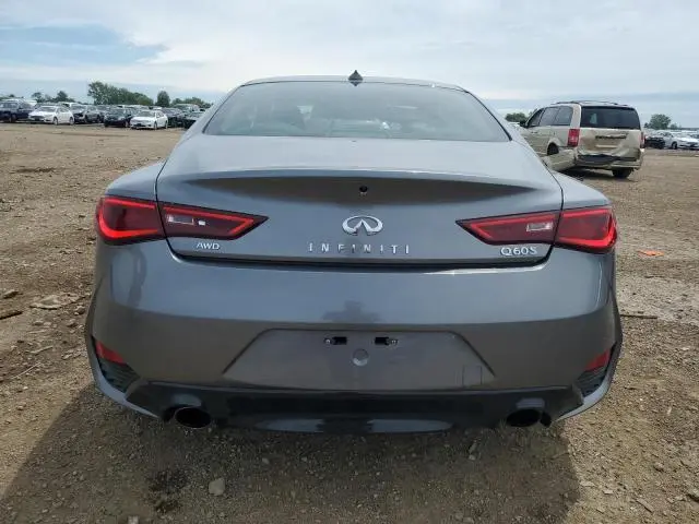 2018 INFINITI Q60 LUXE 300  