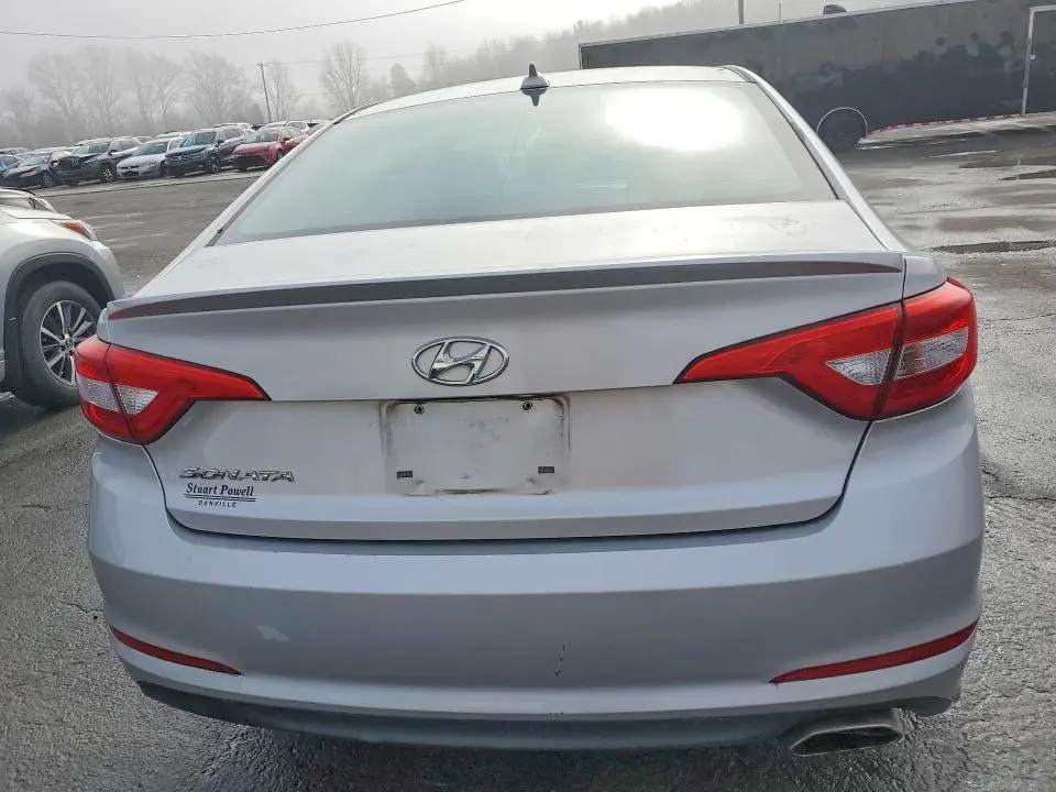 2015 HYUNDAI SONATA SE  