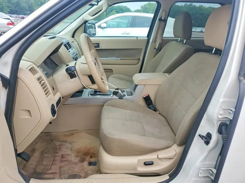 2010 FORD ESCAPE XLT  
