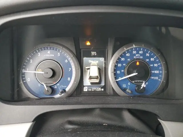 2015 TOYOTA SIENNA XLE  
