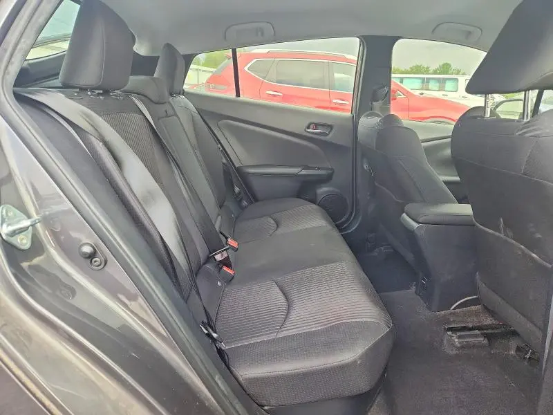 2017 TOYOTA PRIUS THREE  