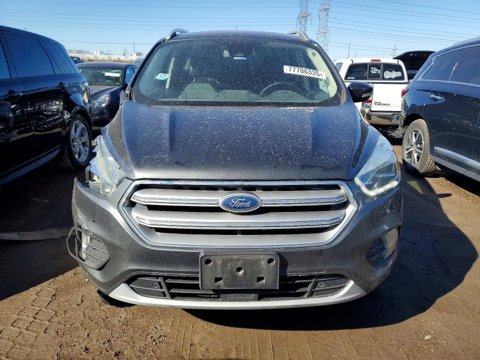 2017 FORD ESCAPE TITANIUM  