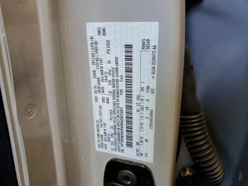 2024 FORD F150 XLT  