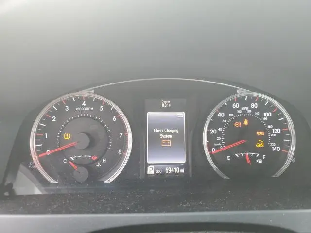 2015 TOYOTA CAMRY LE  