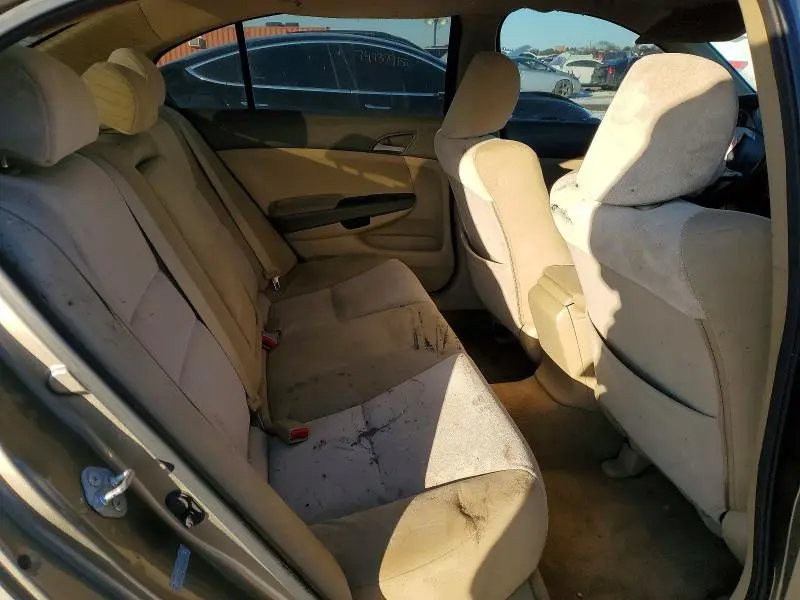 2010 HONDA ACCORD LX  