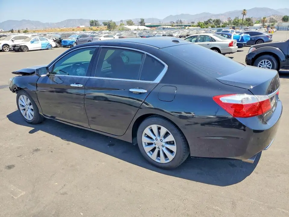 2015 HONDA ACCORD TOURING  