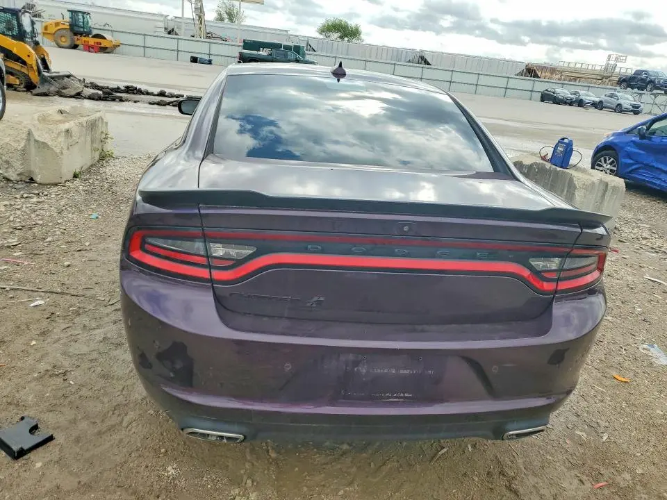 2022 DODGE CHARGER SXT  