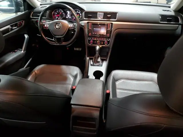 2017 VOLKSWAGEN PASSAT R-LINE  