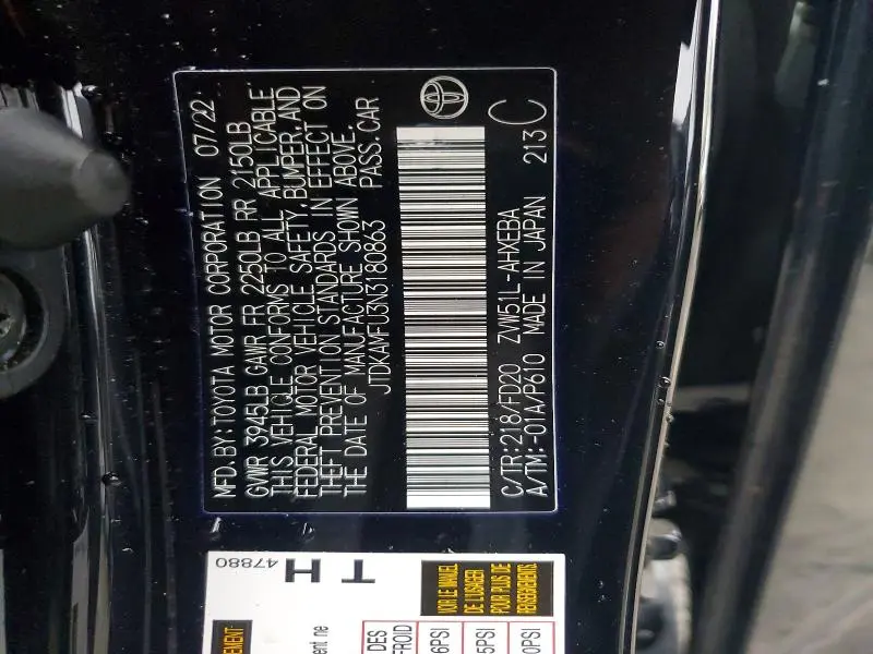 2022 TOYOTA PRIUS LE  