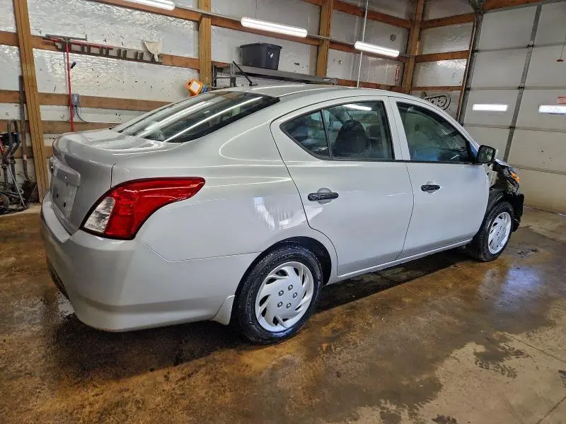 2018 NISSAN VERSA S  