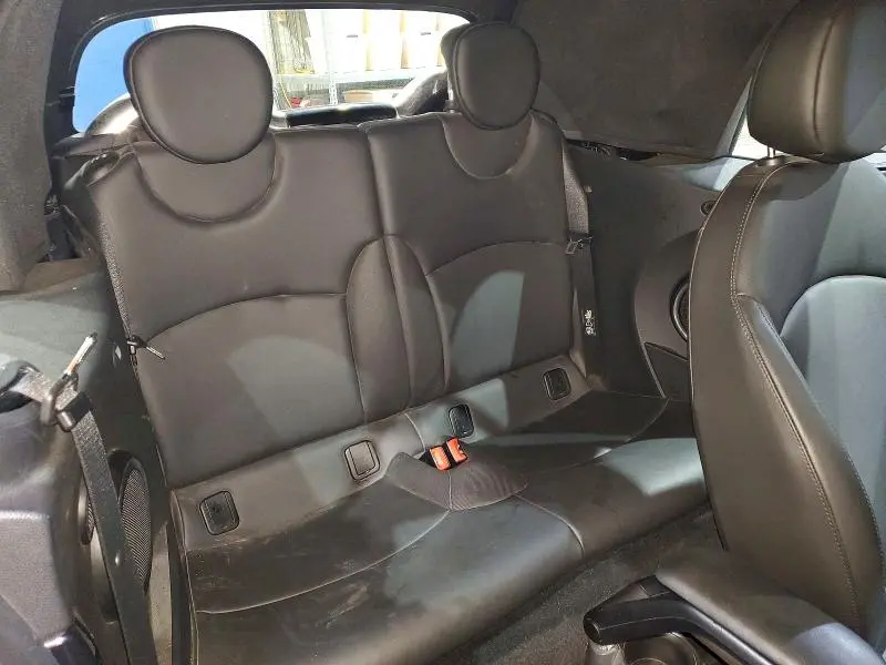 2011 MINI COOPER S  
