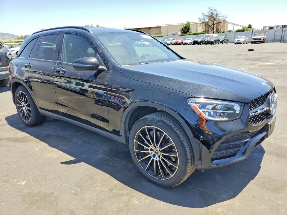 2022 MERCEDES-BENZ GLC 300 4MATIC  