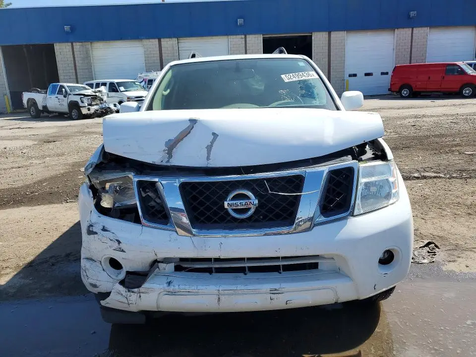 2012 NISSAN PATHFINDER S  