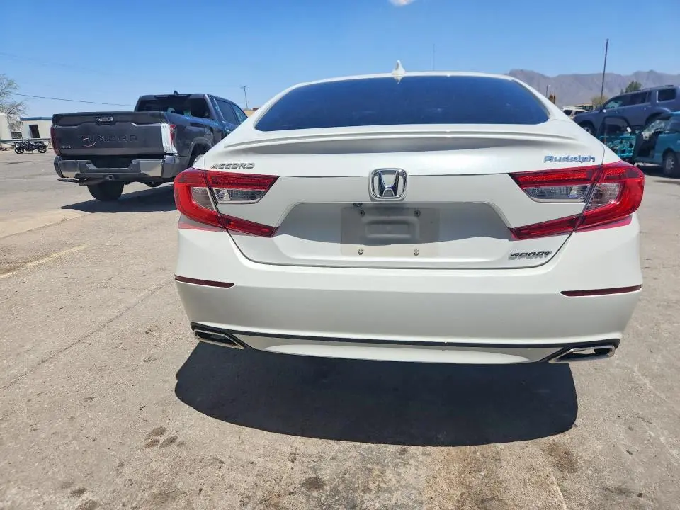 2018 HONDA ACCORD SPORT  