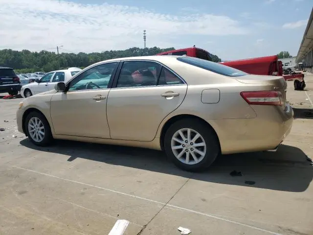 2010 TOYOTA CAMRY SE  