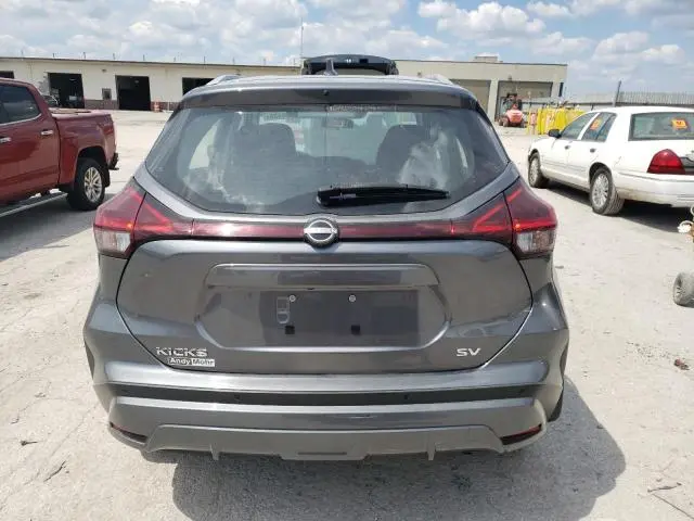 2022 NISSAN KICKS SV  
