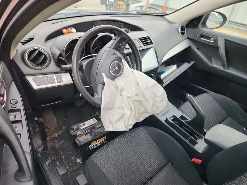 2013 MAZDA 3 I  