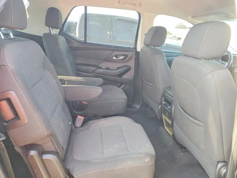 2021 CHEVROLET TRAVERSE LT  