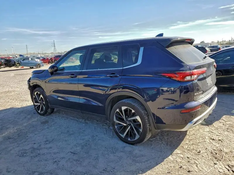 2023 MITSUBISHI OUTLANDER SE  