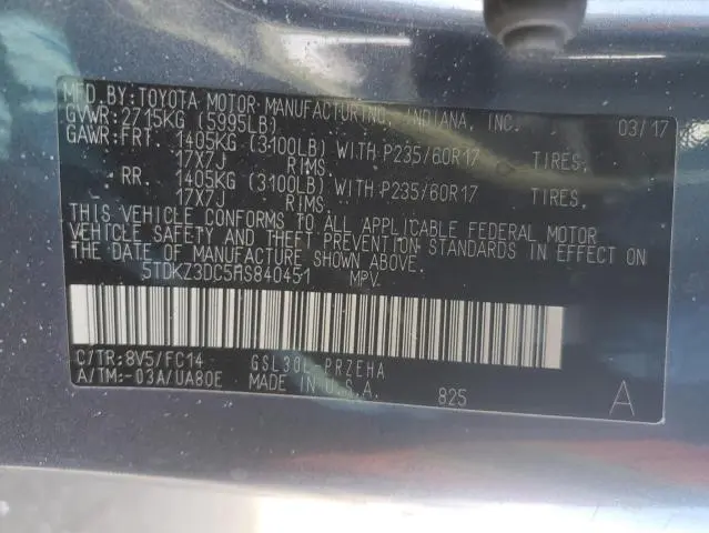 2017 TOYOTA SIENNA LE  