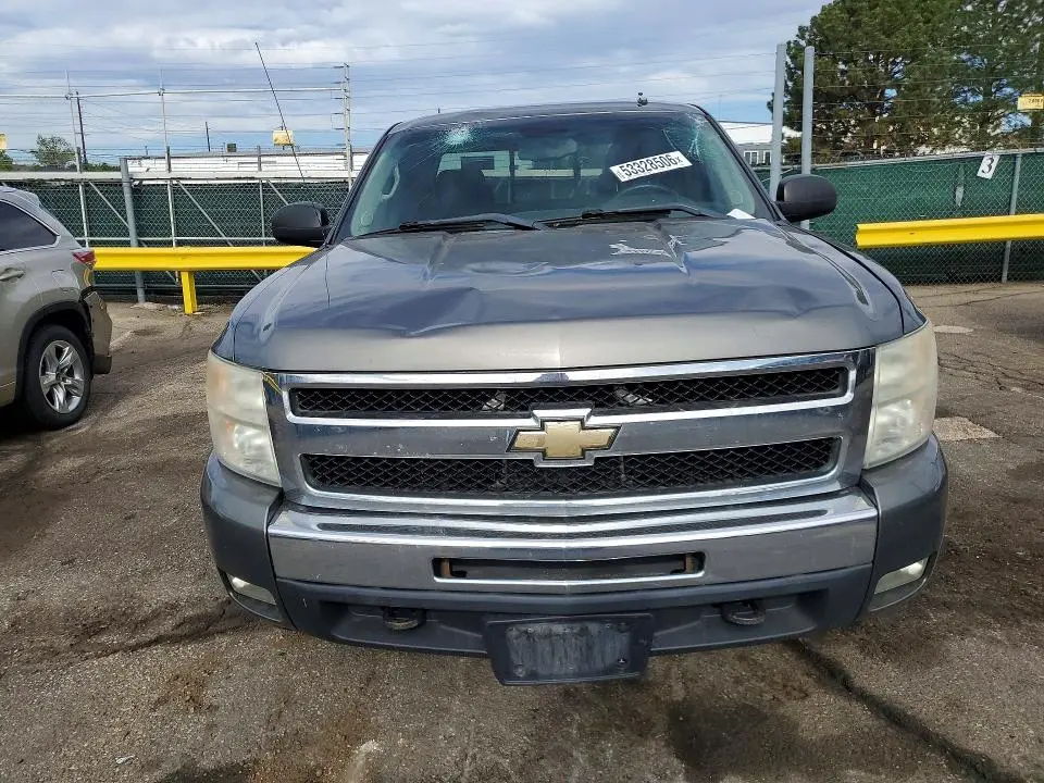 2011 CHEVROLET SILVERADO K1500 LT  