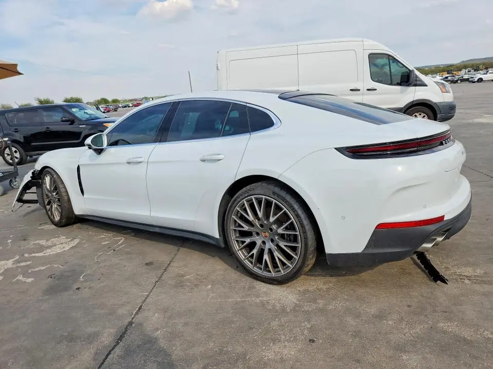 2025 PORSCHE PANAMERA BASE  