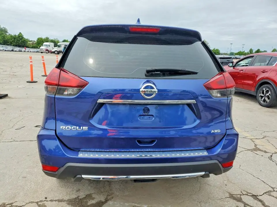 2018 NISSAN ROGUE S  