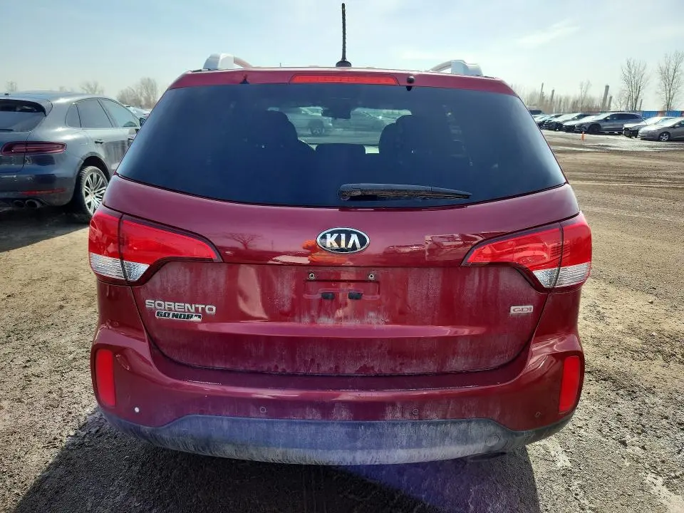 2014 KIA SORENTO LX  
