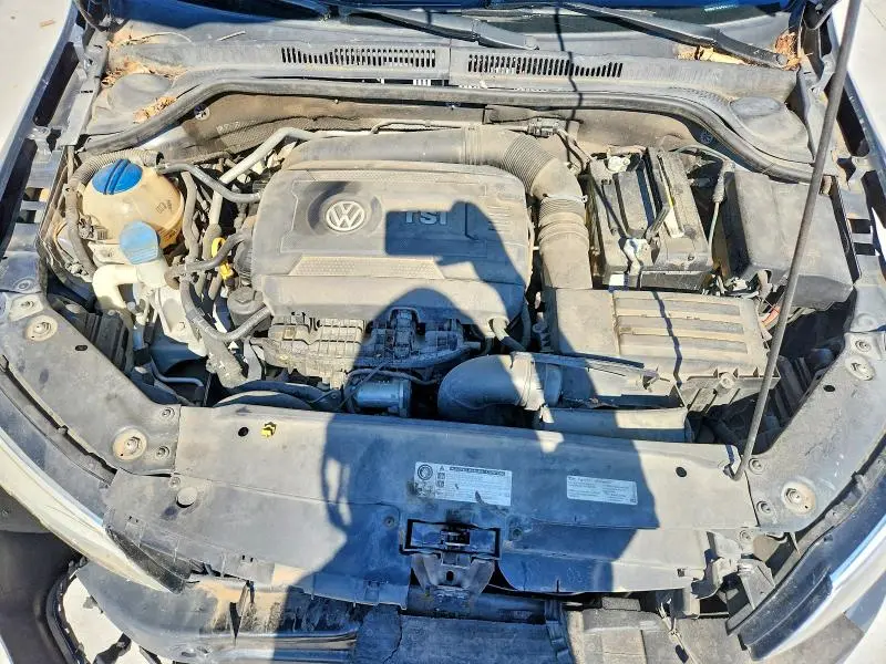 2015 VOLKSWAGEN JETTA SE  