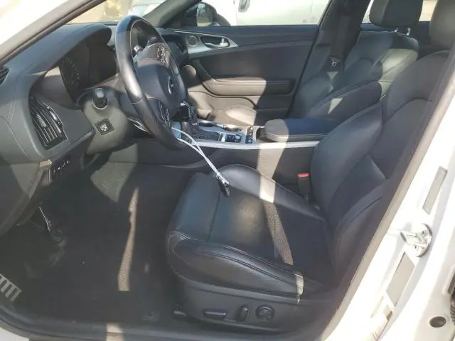 2020 KIA STINGER GT1  