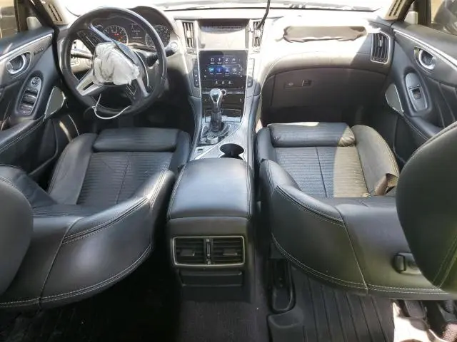 2018 INFINITI Q50 LUXE  