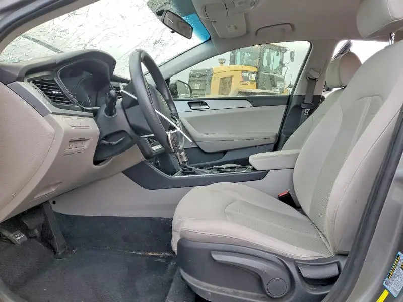 2019 HYUNDAI SONATA SE  