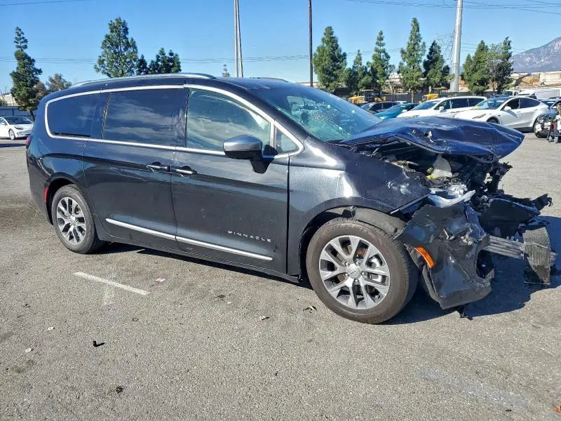 2023 CHRYSLER PACIFICA HYBRID PINNACLE  