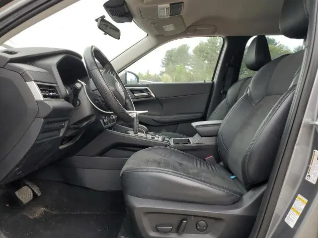 2023 MITSUBISHI OUTLANDER SE  