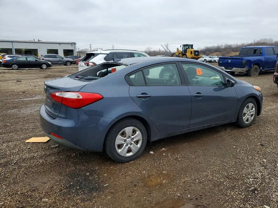 2016 KIA FORTE LX  