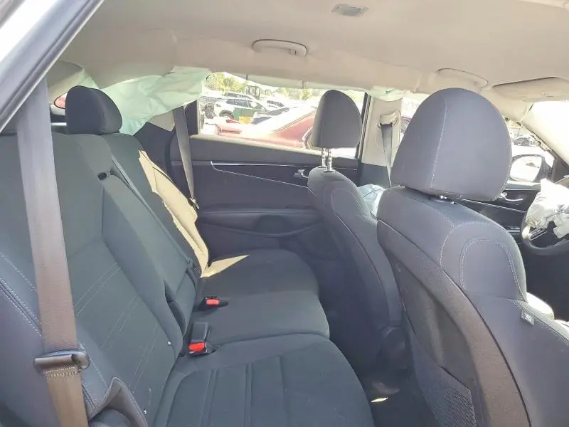 2019 KIA SORENTO L  