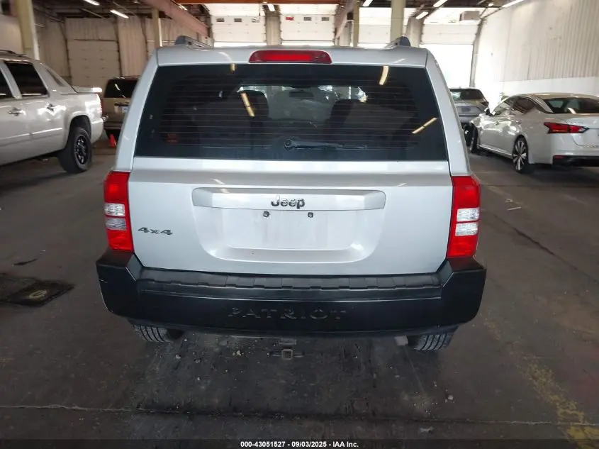 2010 JEEP PATRIOT SPORT