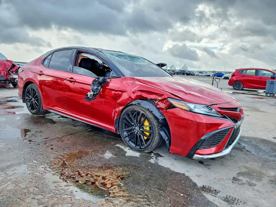 2024 TOYOTA CAMRY XSE V6  