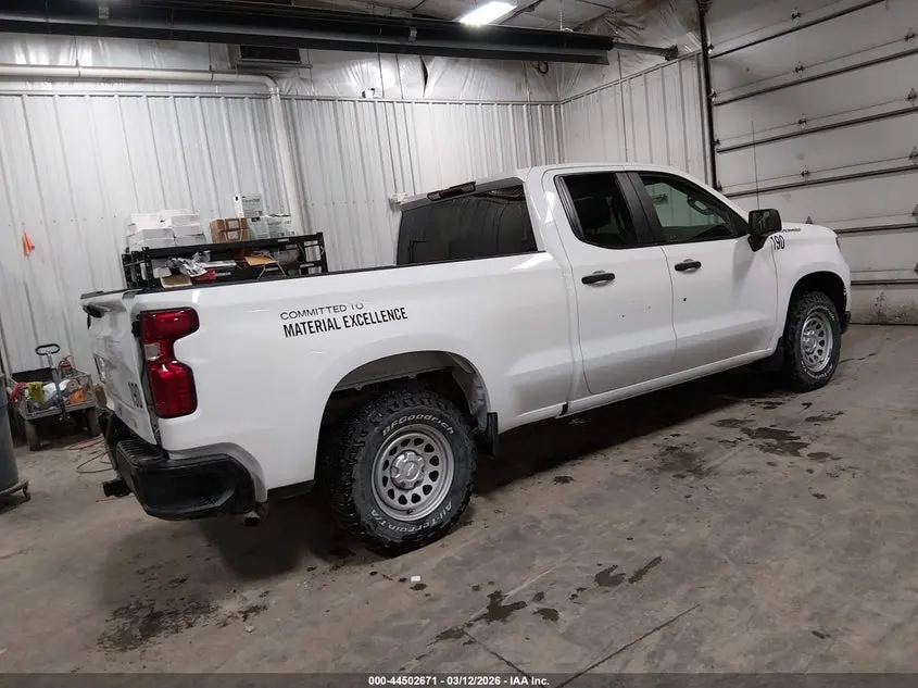 2024 CHEVROLET SILVERADO 1500 4WD  STANDARD BED WT