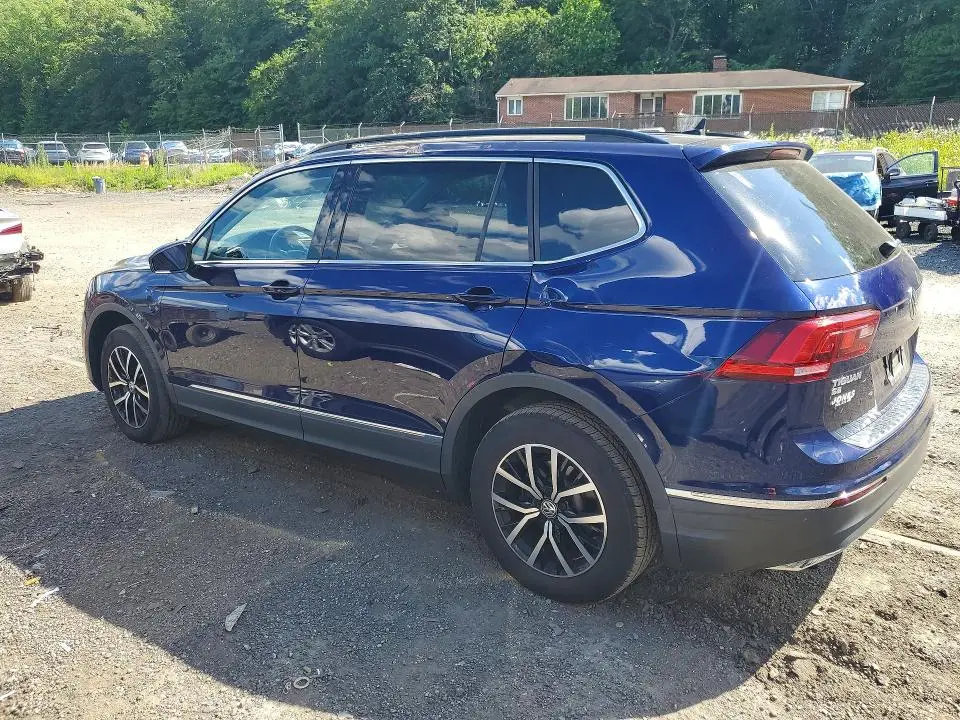 2021 VOLKSWAGEN TIGUAN SE  
