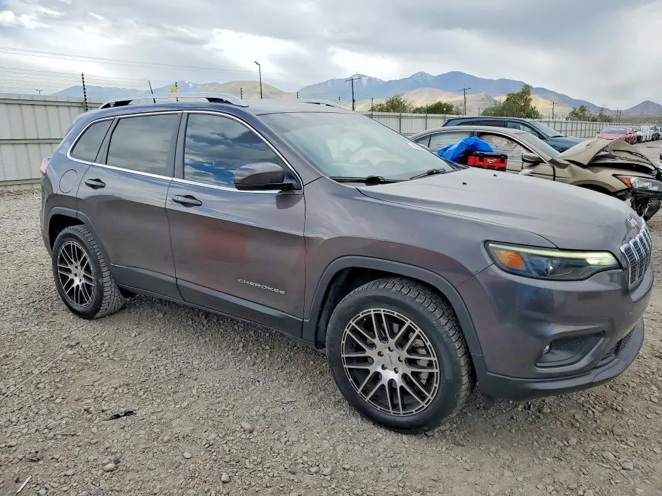 2021 JEEP CHEROKEE LATITUDE LUX  