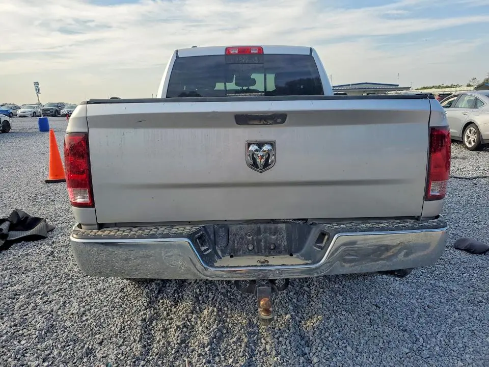 2017 RAM 1500 SLT  