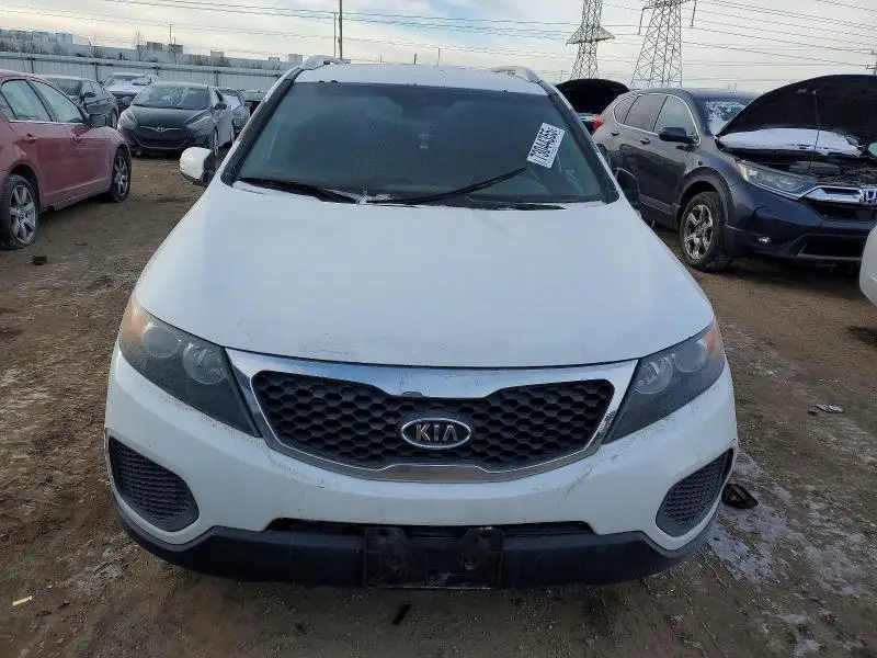 2013 KIA SORENTO LX  