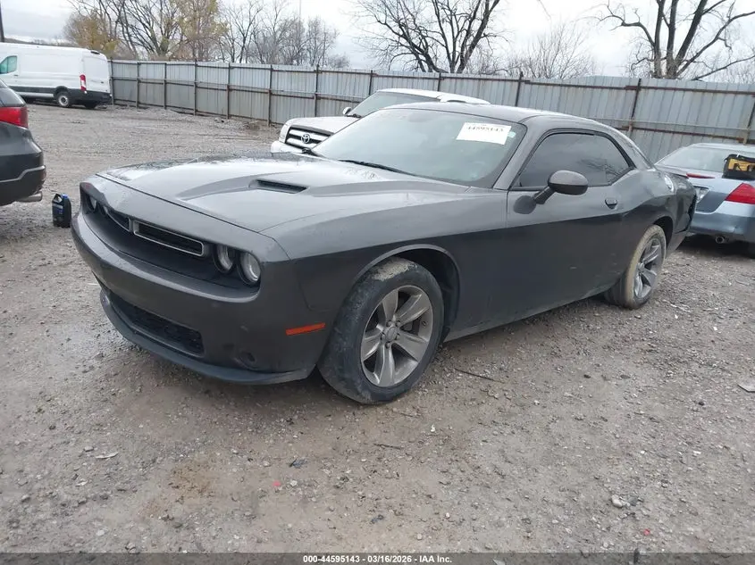 2018 DODGE CHALLENGER SXT