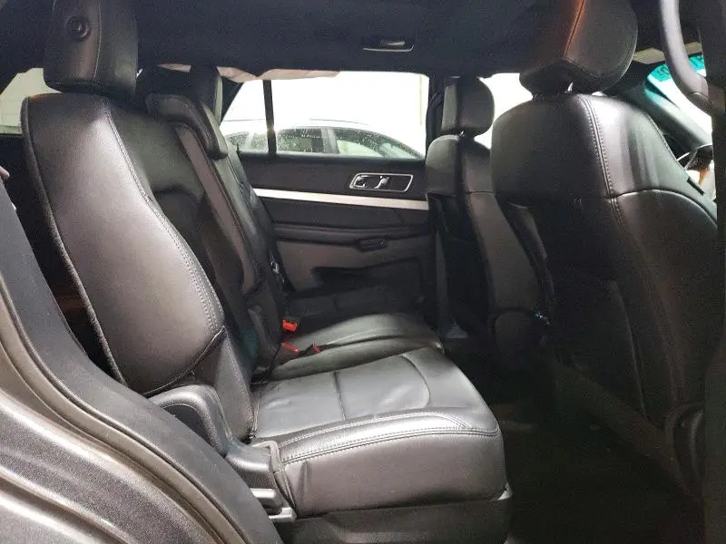 2017 FORD EXPLORER XLT  
