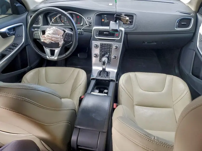 2017 VOLVO S60 DYNAMIC  