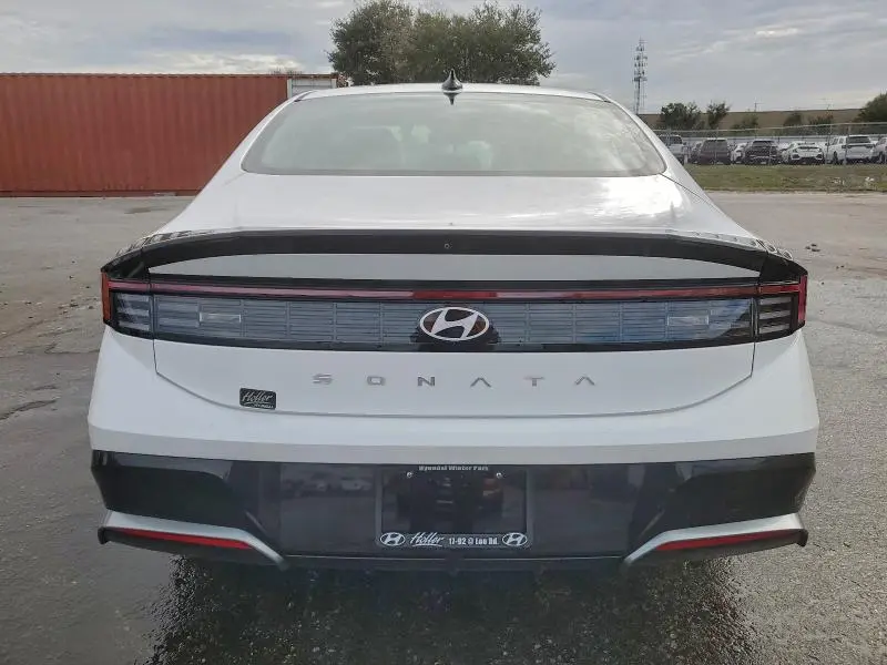 2024 HYUNDAI SONATA SEL  