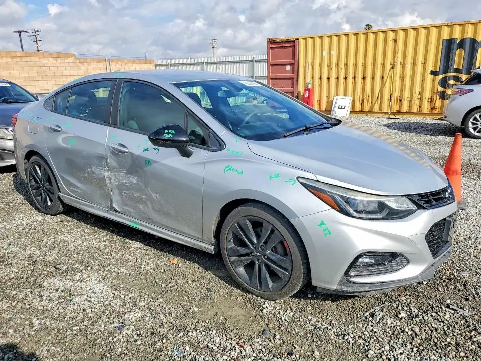 2018 CHEVROLET CRUZE LT  