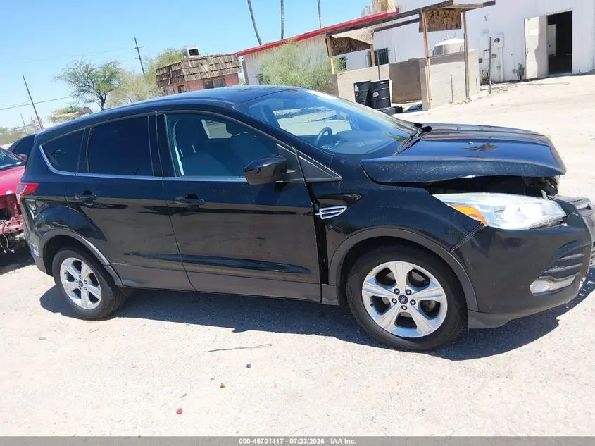 2016 FORD ESCAPE SE